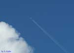 飛行機雲の写真